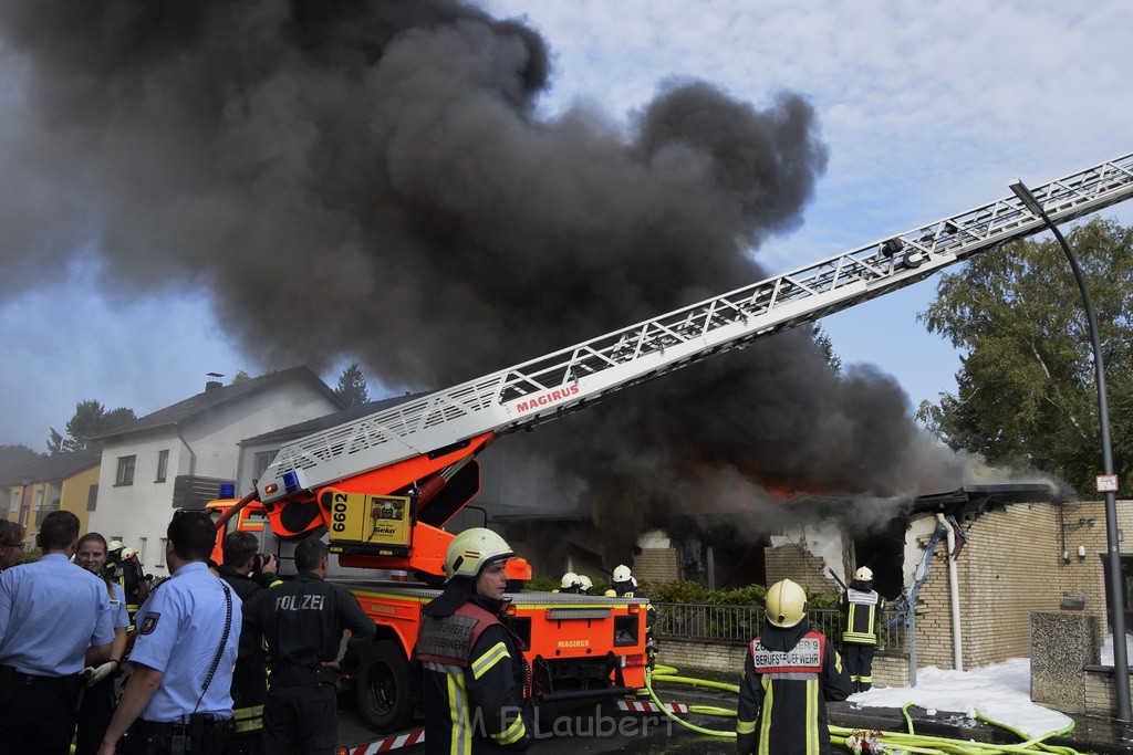 Feuer 2 Y Explo Koeln Hoehenhaus Scheuerhofstr P0146.JPG - Miklos Laubert